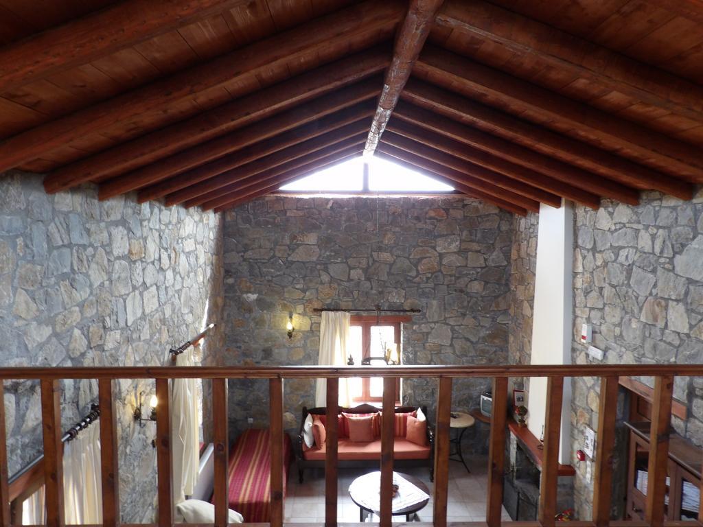 Arodamos Guesthouse Krousonas  Eksteriør billede